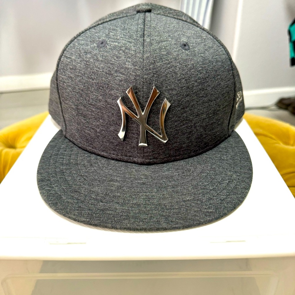 New Era fitted Yankee hat